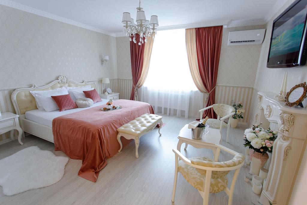 Royal Suite Apartment With Jacuzzi سومي المظهر الخارجي الصورة