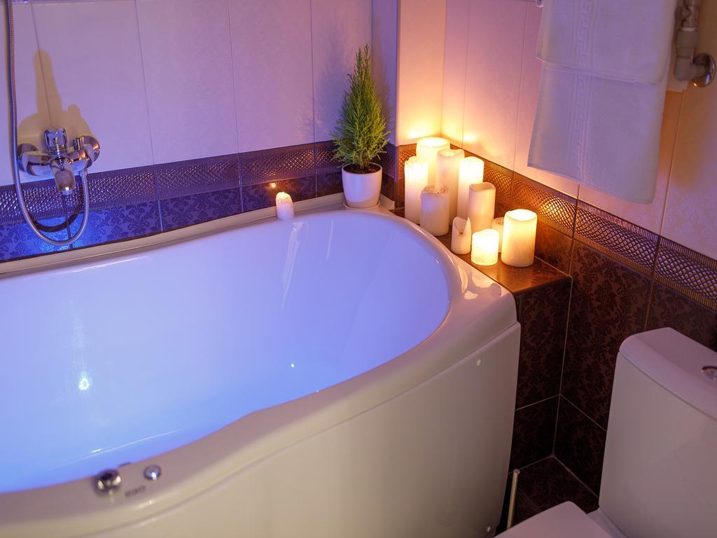 Royal Suite Apartment With Jacuzzi سومي المظهر الخارجي الصورة