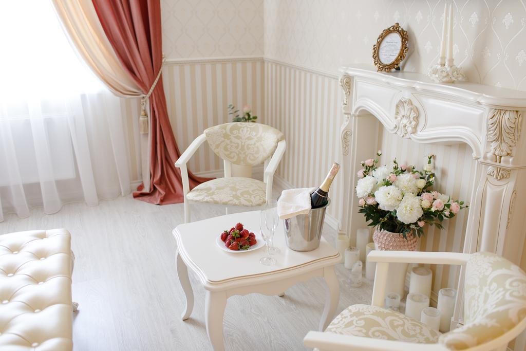 Royal Suite Apartment With Jacuzzi سومي المظهر الخارجي الصورة