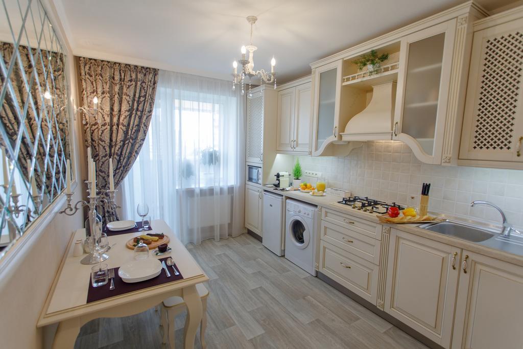 Royal Suite Apartment With Jacuzzi سومي المظهر الخارجي الصورة