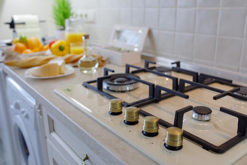 Royal Suite Apartment With Jacuzzi سومي المظهر الخارجي الصورة